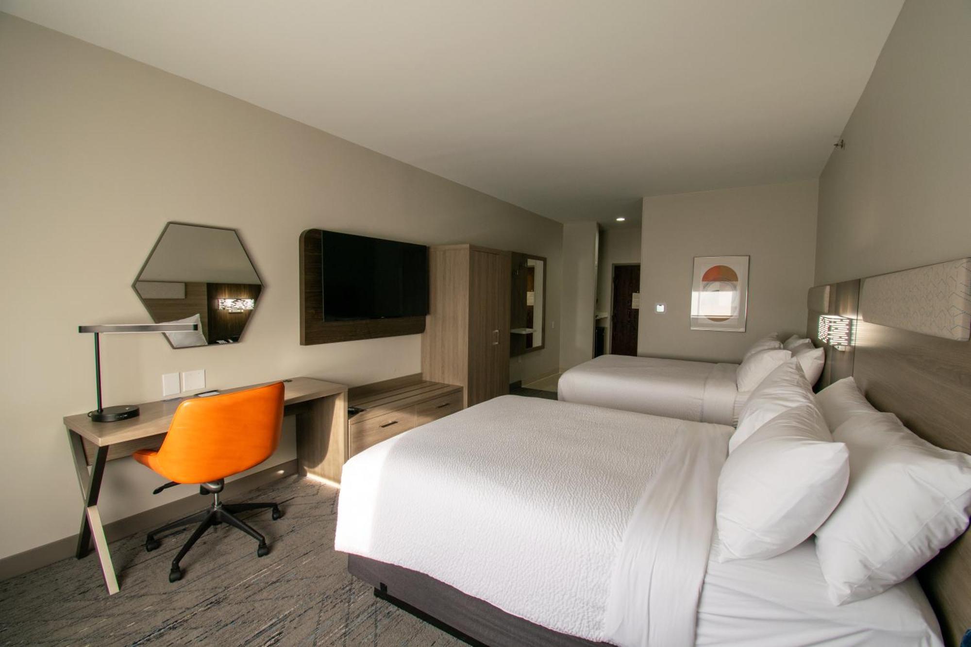 Holiday Inn Express & Suites Sulphur Springs By Ihg Bagian luar foto